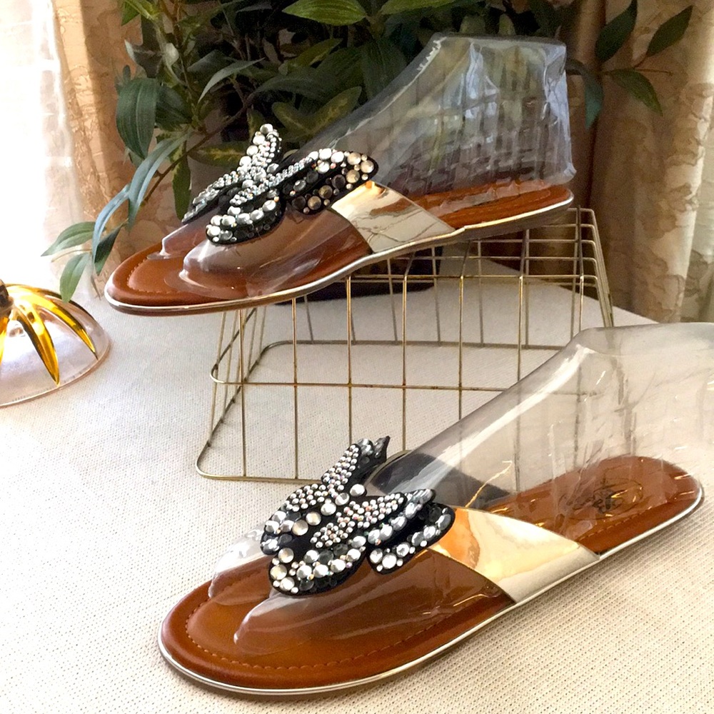 Summer Rio’s Butterfly Bling Slip-on Scandals🆕